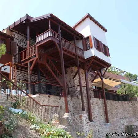 Turka Hotel 3*