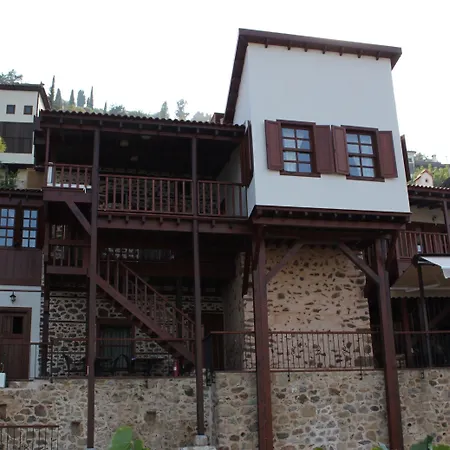 Hotel Turka 3*